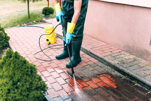 Why Choose Our Certified Pressure Washing Experts for Your Project Needs in Zephyrhills South, FL?